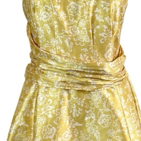 eShakti Women’s Plus Dress Fit Flare Ruched Waist Yellow Floral Size 14/16 - Picture 9 of 12